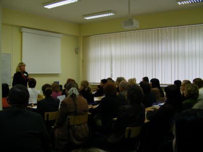 uczestnicy konferencji Uczeń zdolny wyzwaniem dla współczesnej edukacji