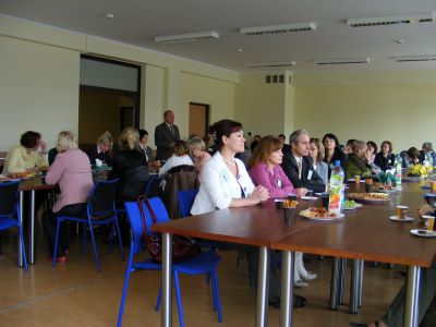 uczestnicy konferencji Uczeń zdolny wyzwaniem dla współczesnej edukacji